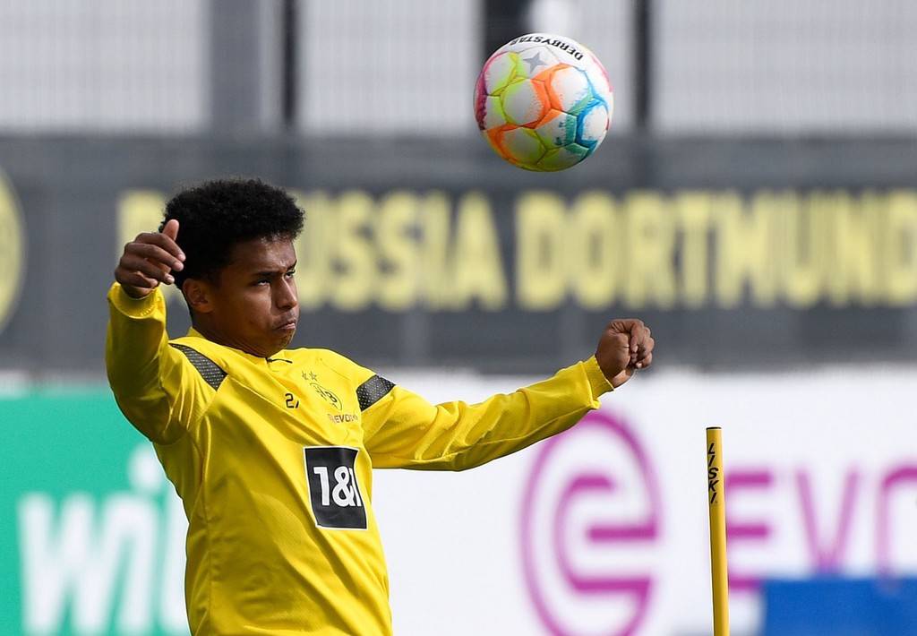 多特蒙德：欧冠赛场上的&ldquo;逆袭风暴&rdquo;